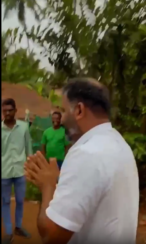 ರಸ್ತೆ ಗುದ್ದಲಿ ಪೂಜೆ -ಪಡುಕೋಣೆ